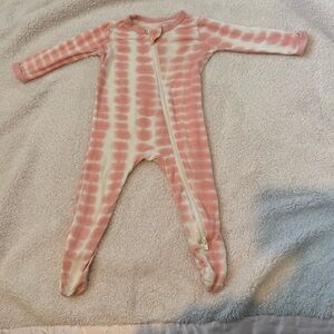 Kyte baby 3-6 month zippered footie Pink Tie-Dye Kids One Piece
